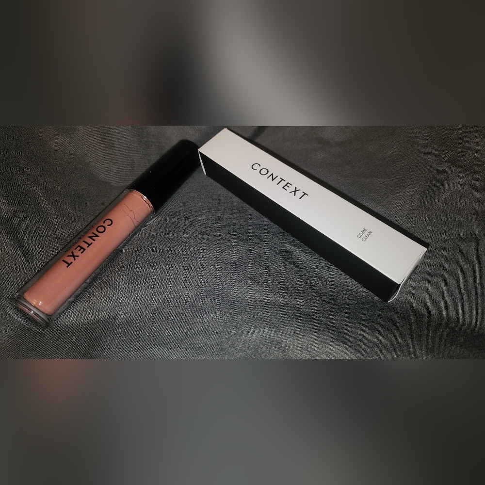 Context Ultra Matte Liquid Lipstick in the color Come Clean.